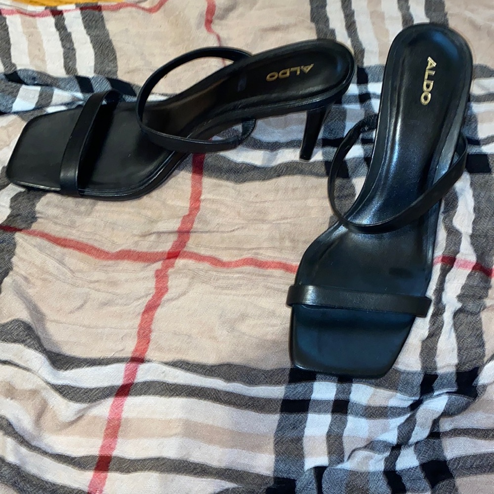 Black Aldo Heels